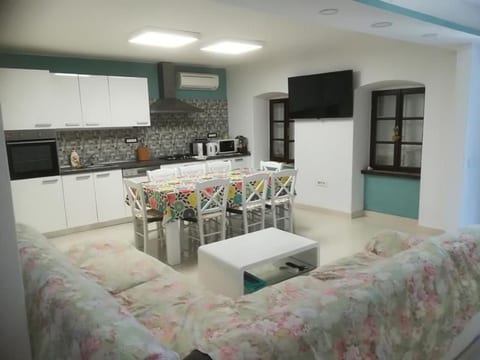 Appartement in Crikvenica mit Grill und Terrasse