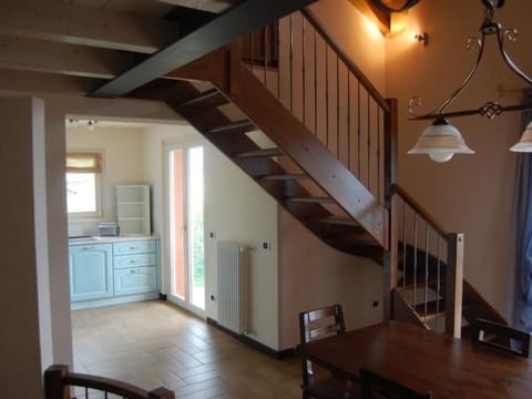 Rustikales Haus in ruhiger Lage mit  Seesicht