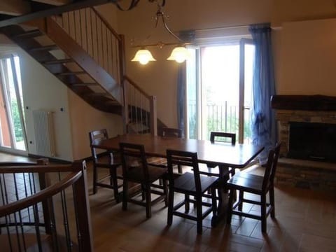 Rustikales Haus in ruhiger Lage mit  Seesicht