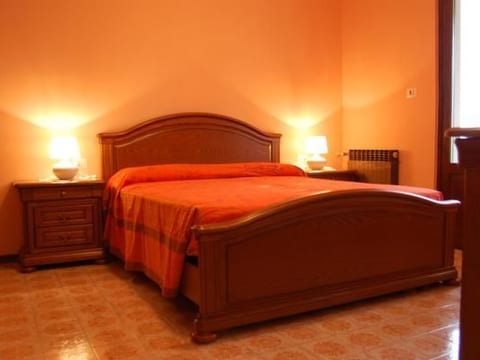 Wohnung Annetta mit Sicht auf See und Berge