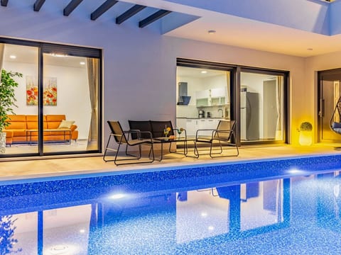 De lux "Villa Bieca", in der Nähe des Sandstrandes