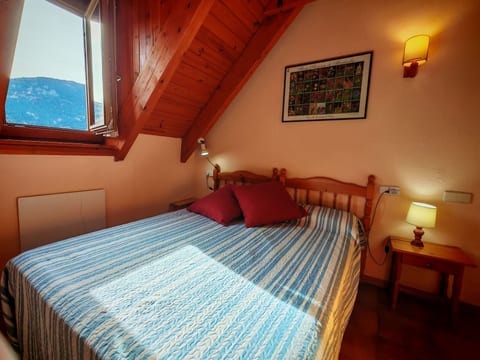 Duplex Cuc 2 Dachgeschoss mit Dachboden und rustikalem Touch Vall de Boí