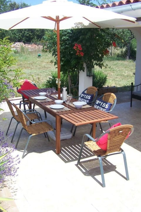 Villa More mit Pool