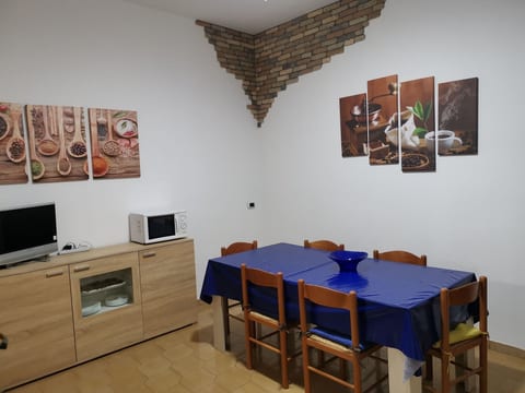 Helle Wohnung in Santa Maria al Bagno