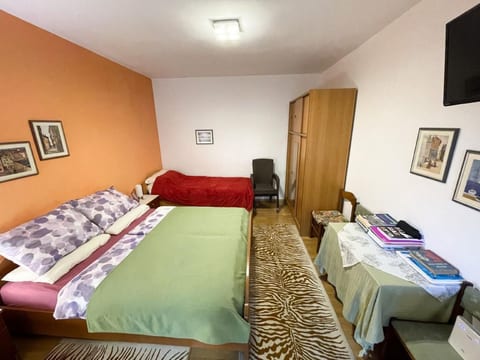 Appartement in Rovinj mit Terrasse, Grill und Garten