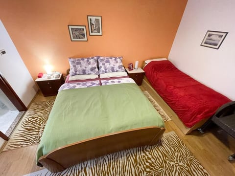 Appartement in Rovinj mit Terrasse, Grill und Garten