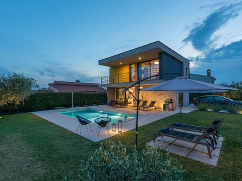 in Dračevac mit Großem Pool
