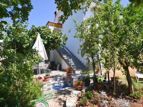 Wohnung "Gabi" mit Terrasse