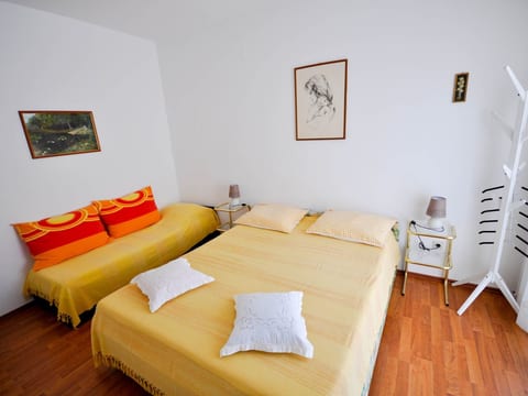 "Mira A2" mit Balkon