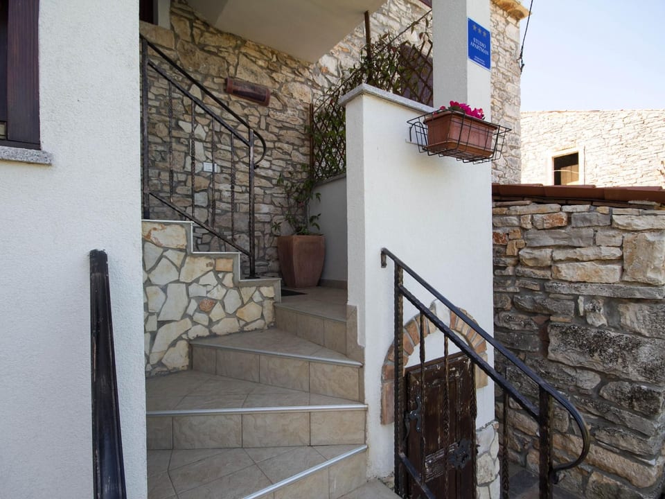 con terrazza - Novigrad