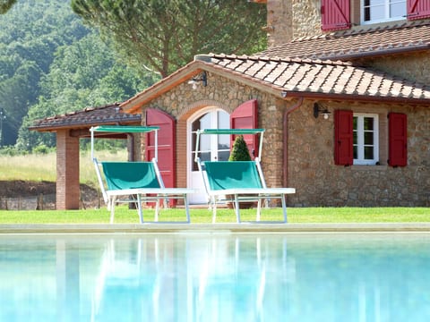 Fonteinfrancia' Anwesen mit Infinity-Pool