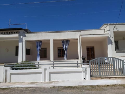 Hübsche kleine Villa in Mancaversa