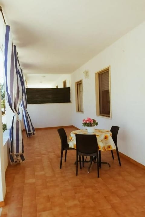 Hübsche kleine Villa in Mancaversa