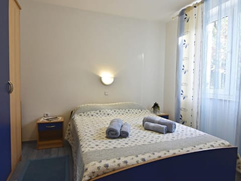 Wohnung in Zambratija mit Gemeinsamem Grill