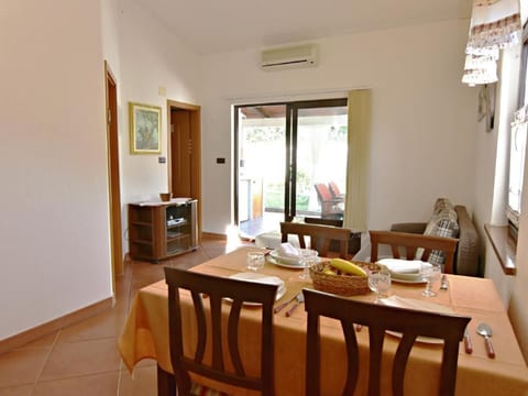 Vedrana 3 TAVERNA