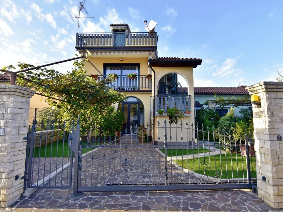 Tolles Appartement in Umag mit Grill, Terrasse und Garten - Umag