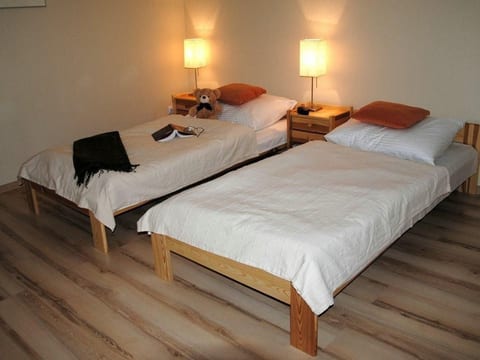 mit Terrasse