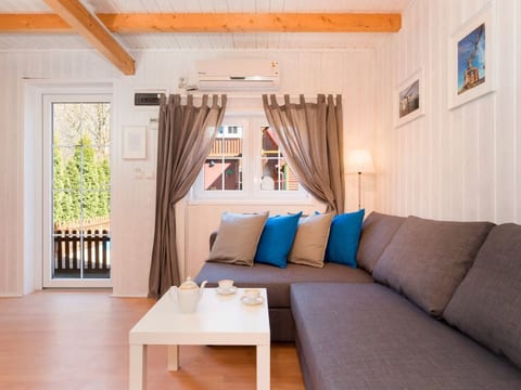 "Boathouse" mit Schwimmbad