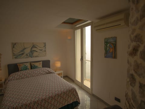 Villa mit Blick auf das Meer an der Amalfiküste