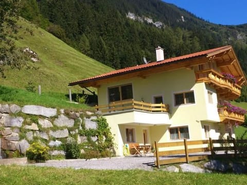 in Brandberg mit Garten