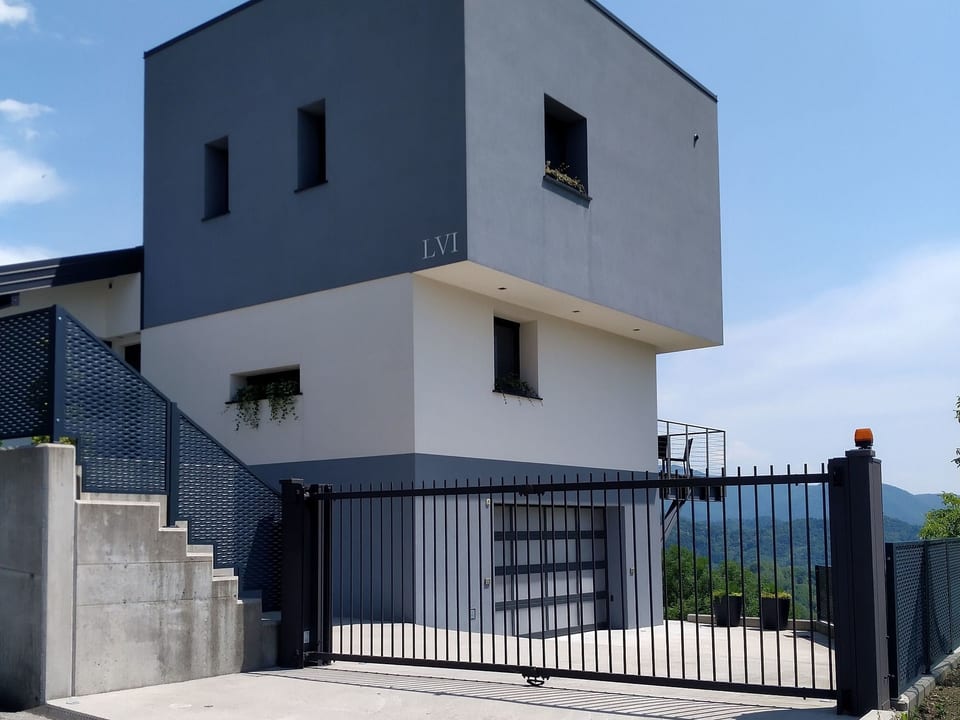 Wunderschönes Ferienhaus mit Pool und 360° Blick - Tarcento