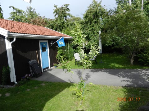 Gemütliches Ferienhaus mit Garten, nah am Meer