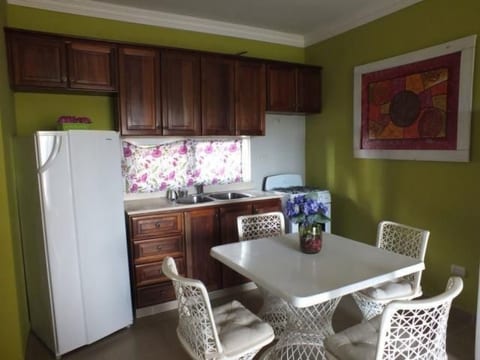 WOHNUNG MIT POOLBLICK IN RESIDENZ
