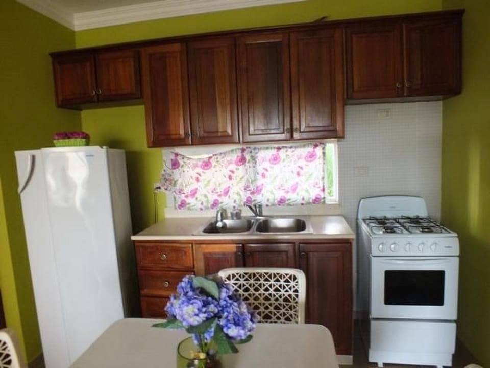 WOHNUNG MIT POOLBLICK IN RESIDENZ - San Rafael del Yuma