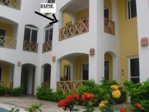 Zwei-Zimmer-Wohnung mit Poolblick in Dominicus