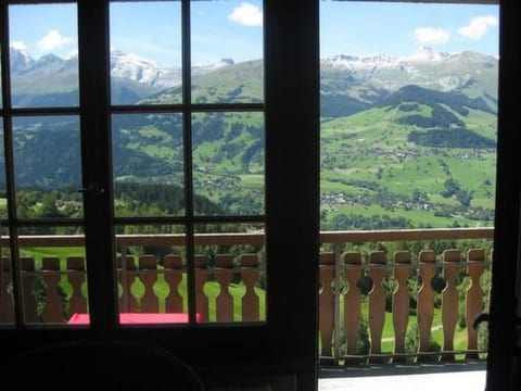 Aparthaus Surselva, direkt an der Skipiste