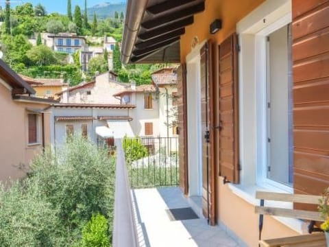 Orange' Wohnung mit privater Terrasse