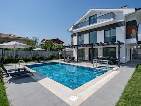 Tolle Villa in Ölüdeniz mit Kinderpool