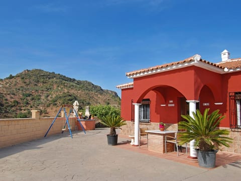 Finca auf einem eingezäunten Grundstück