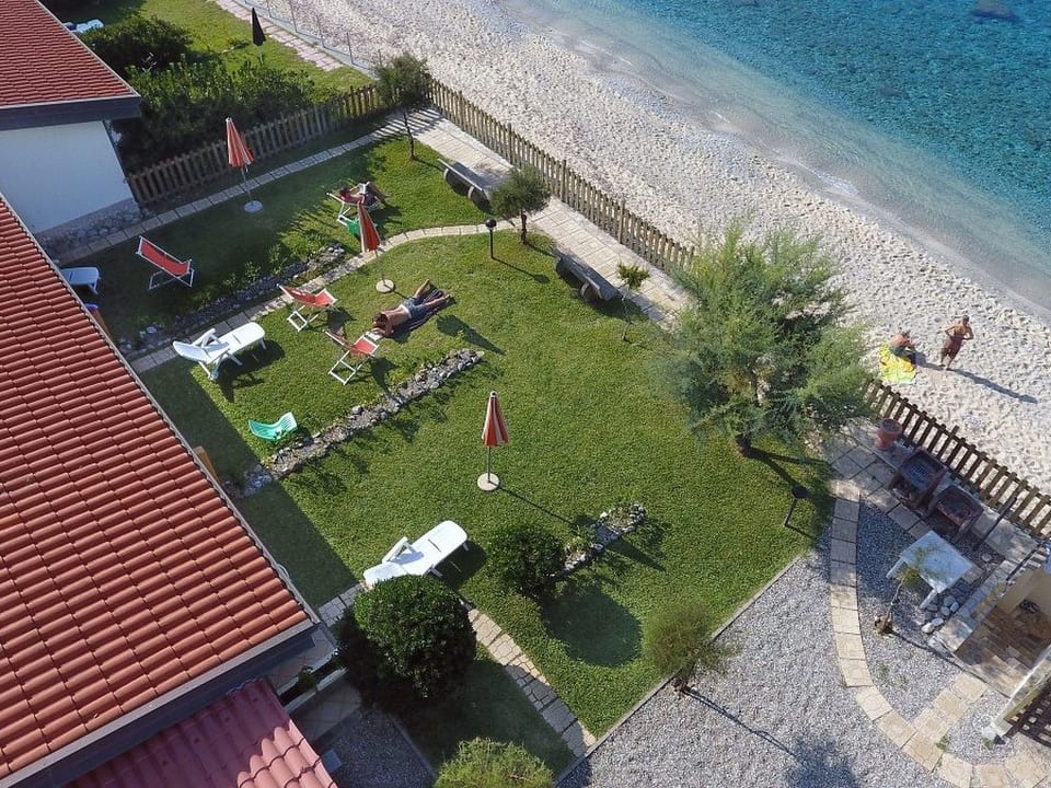 Appartamenti con due camere da letto direttamente sul mare - Capo Vaticano