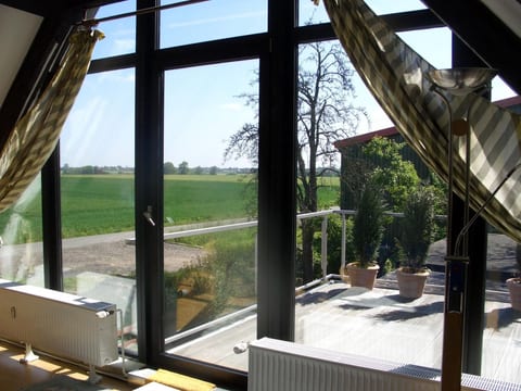 in Volksdorf mit Großer Terrasse