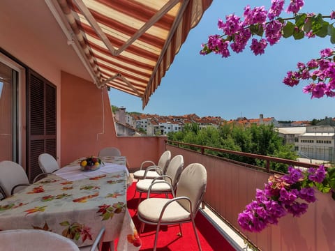 Apartment Bugenvilija