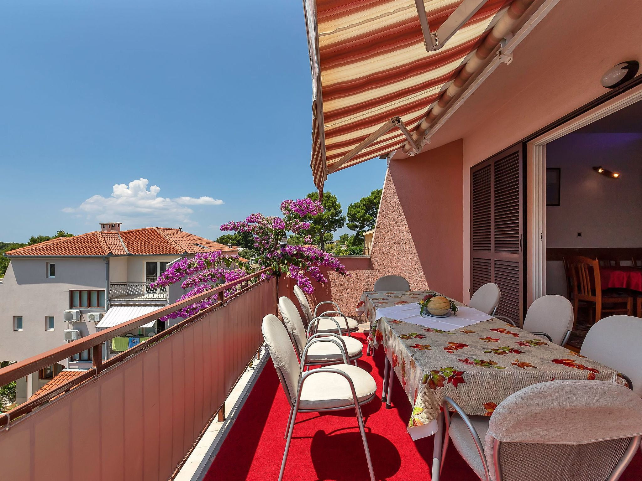 ★4Schlafzimmer★Freies Parken★GroßerBalkon★Apt Bugenvilija