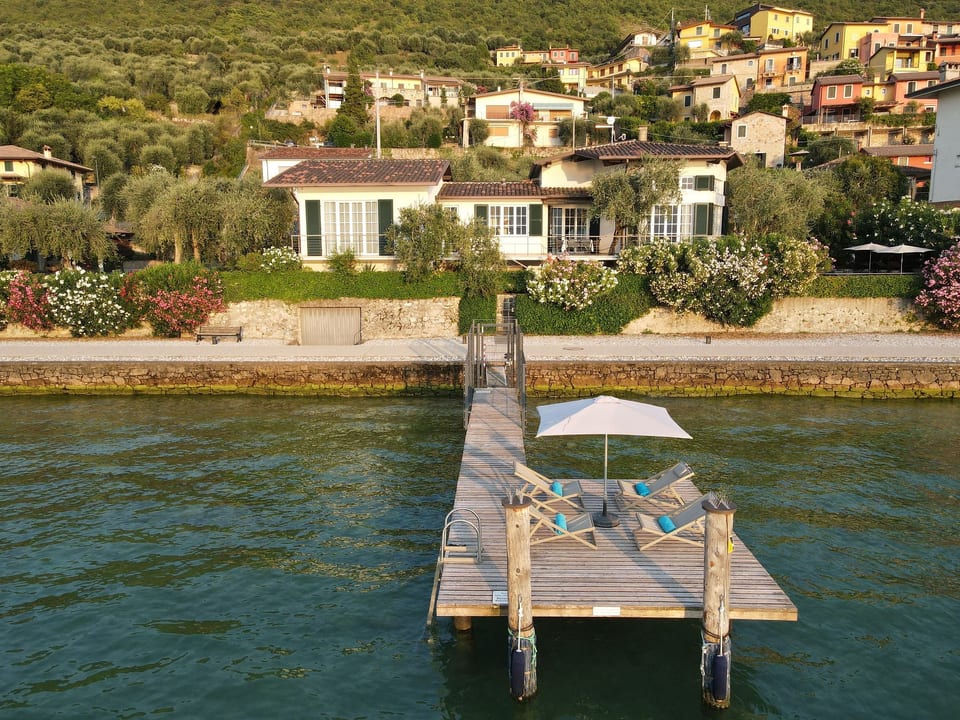 Villa di lusso sul Lago di Garda con molo privato - Torri del Benaco