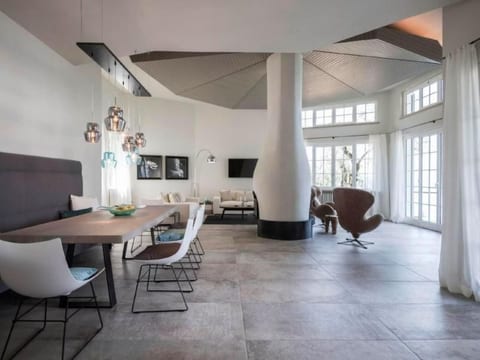 Luxusvilla am Gardasee mit privatem Badesteg