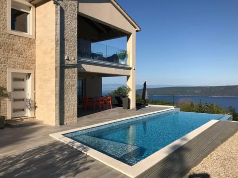 Cres