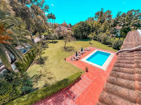 Villa für 12 Pers. mit Grill und privatem Schwimmbad