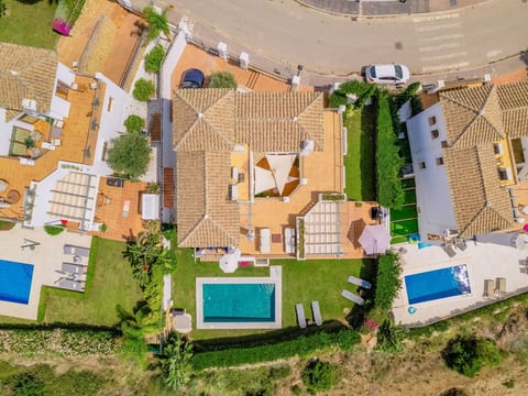 Chalet "La Resina" mit Garten, Grill und Terrasse