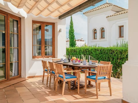 Chalet "La Resina" mit Garten, Grill und Terrasse