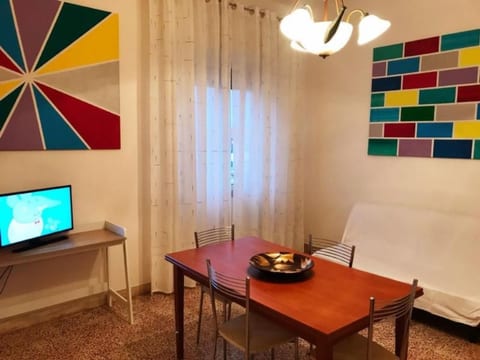 Große Wohnung in Castiglione Della Pescaia mit Terrasse