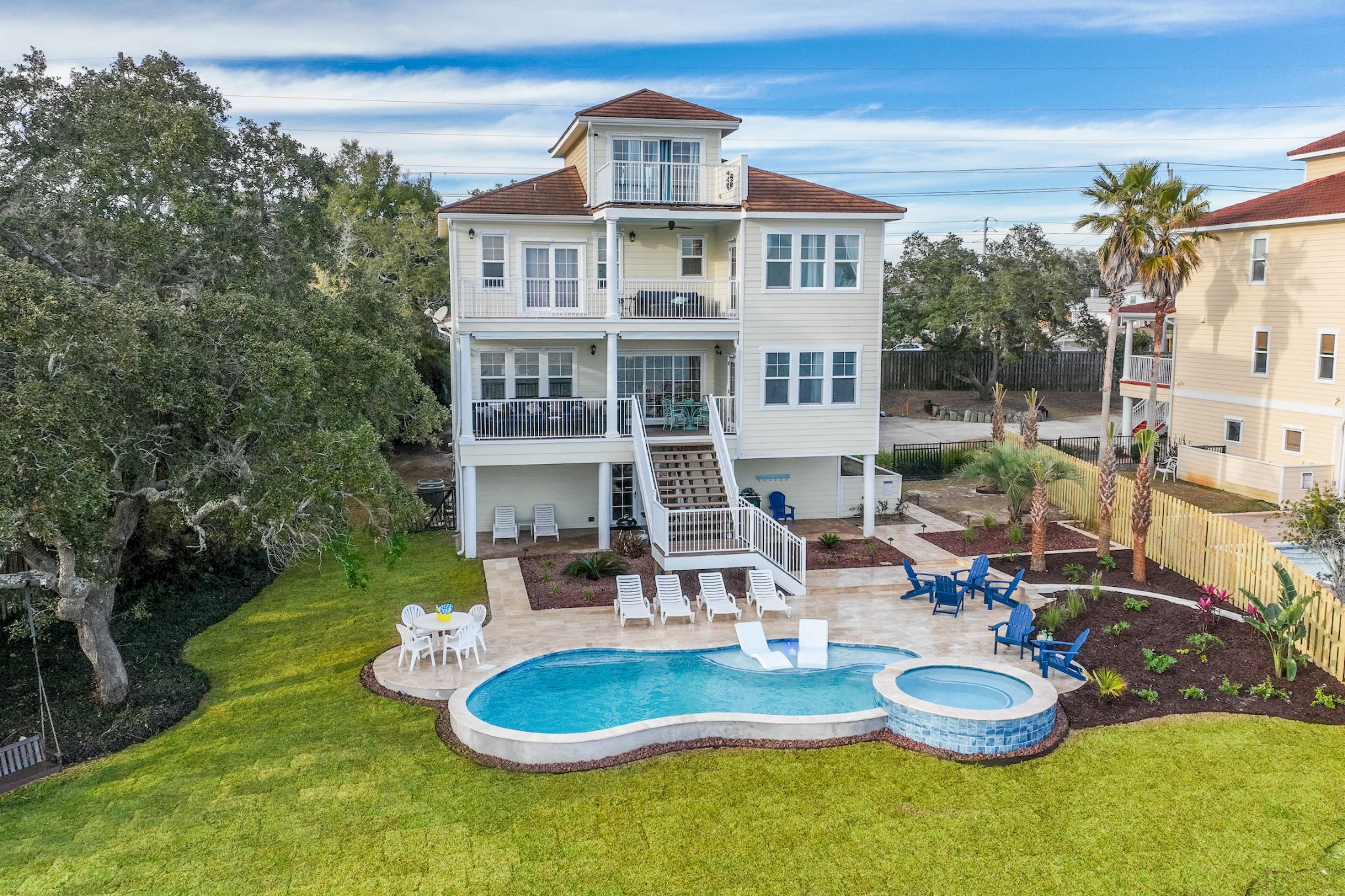 Backyard area of The Seahorse Retreat. - The Seahorse Retreat - Navarre