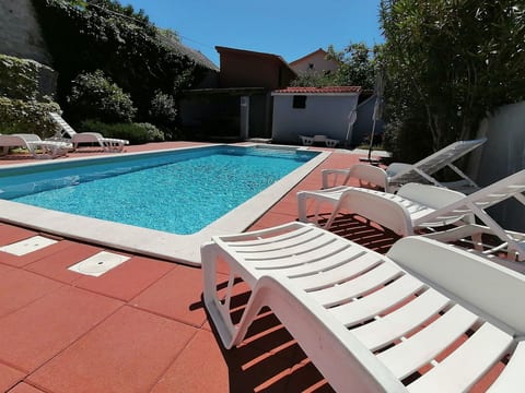 4-Schlafzimmer-Wohnung mit privatem Pool