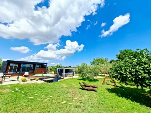 Beach House BET, romantisches Refugium im Olivenhain