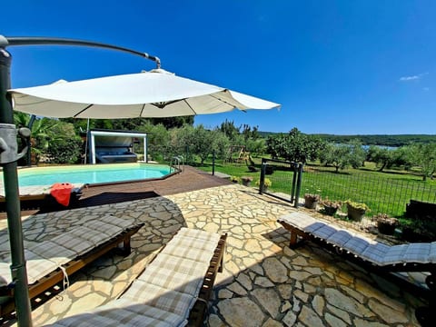 Beach House BET, romantisches Refugium im Olivenhain