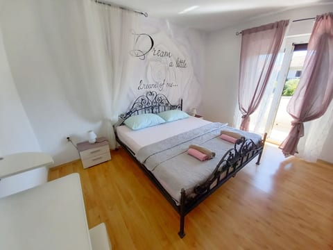 Wohnung in Valbandon in der Nähe des Strandes