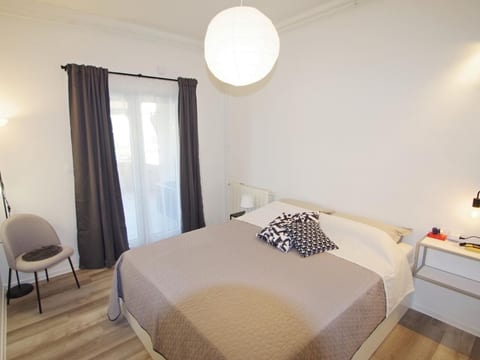 "Apartment Kate" mit Terrasse